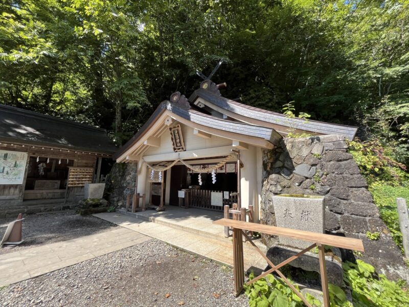 戸隠神社奥社拝殿