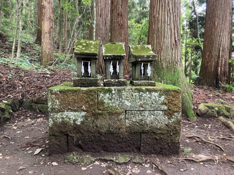 戸隠神社宝光社祠1