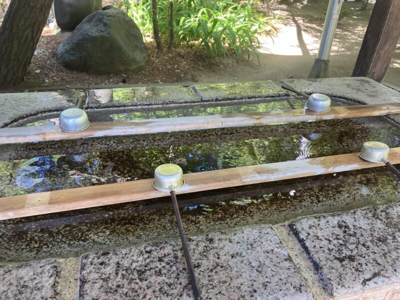 四柱神社手水舎